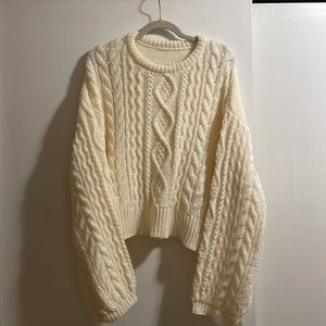 White/Cream chunky knit sweater. Oversized with wide sleeves.